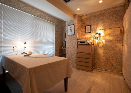 侑詩徹占の外観